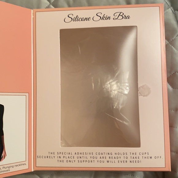 Silicone skin bra stick on. - Picture 3 of 5